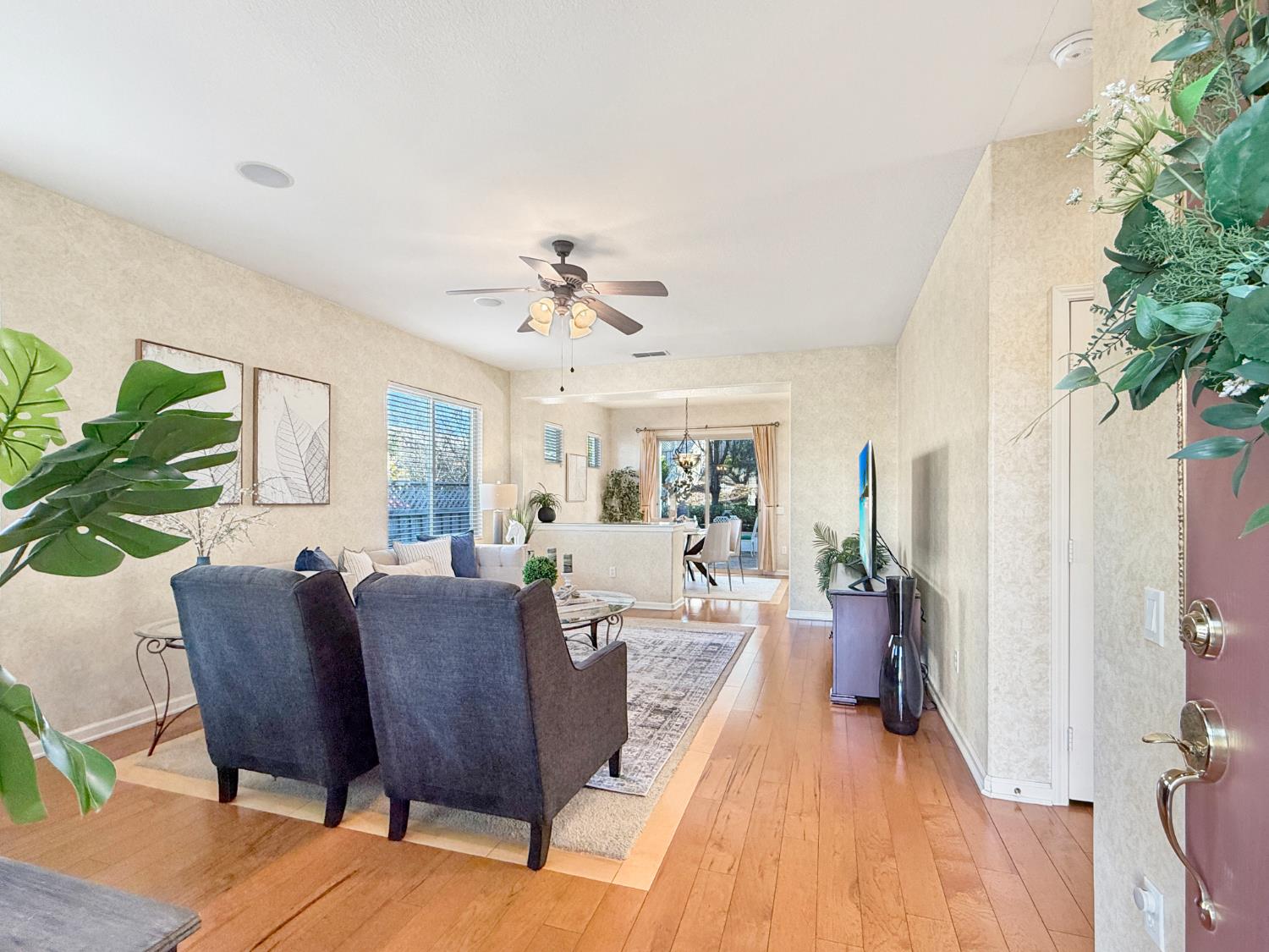 869 Greenridge Court