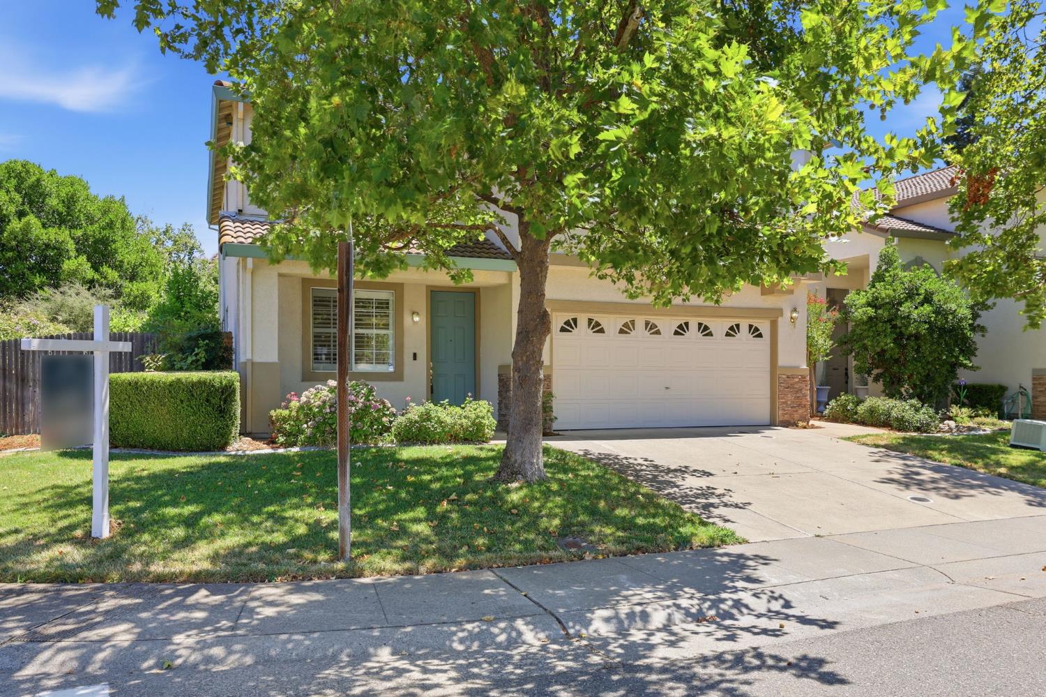 2335 New Eureka Way
