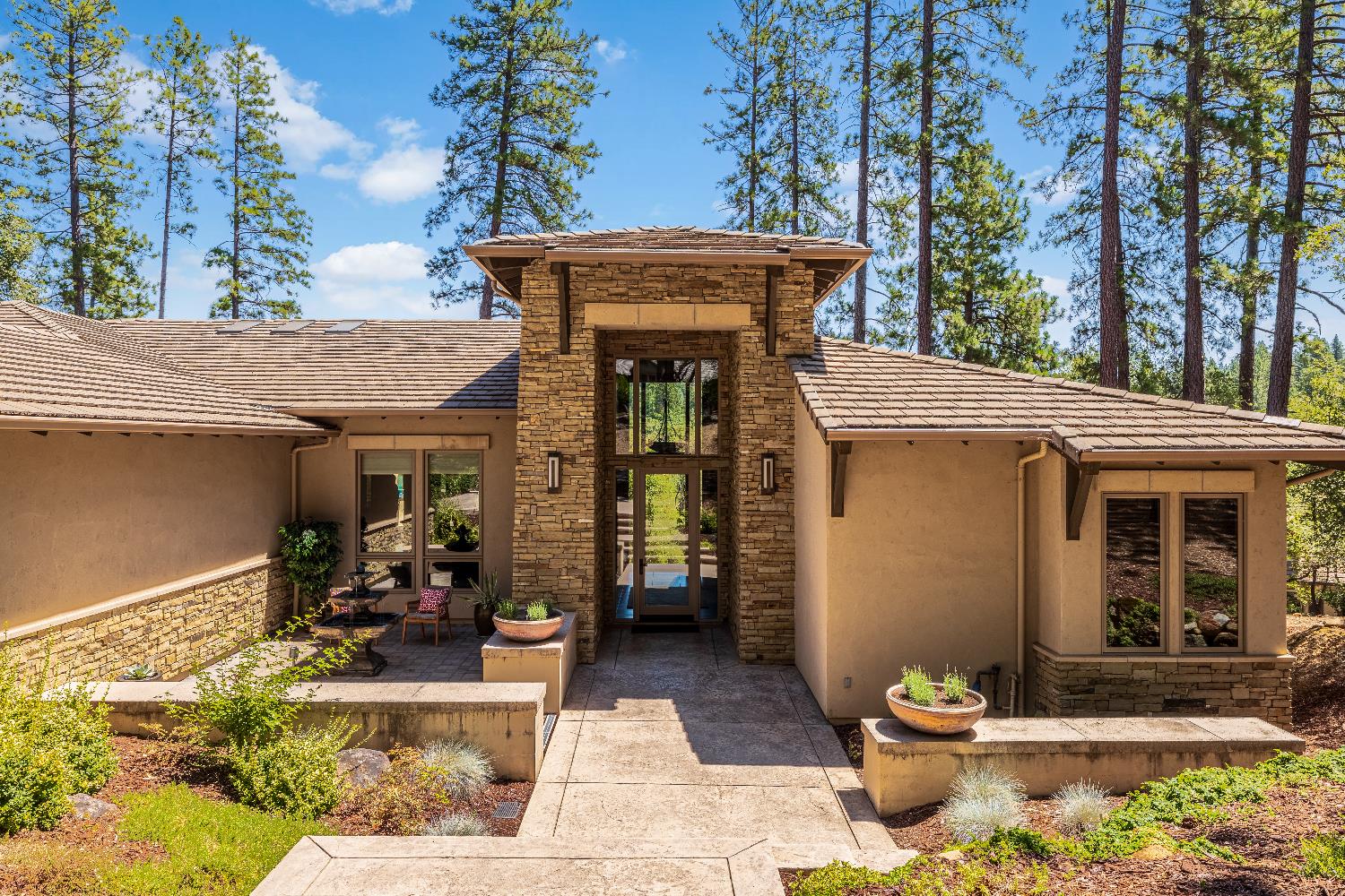 17045 Winchester Club Drive