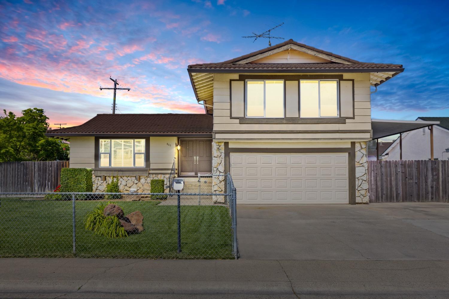865 Regatta Drive