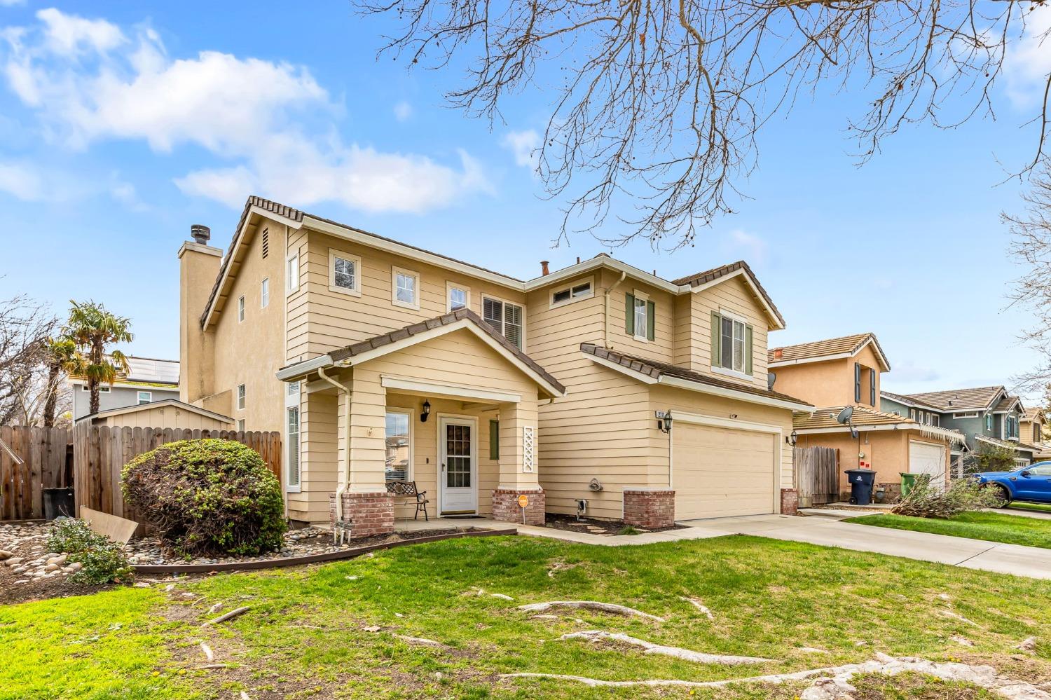 2111 Bridle Creek Circle