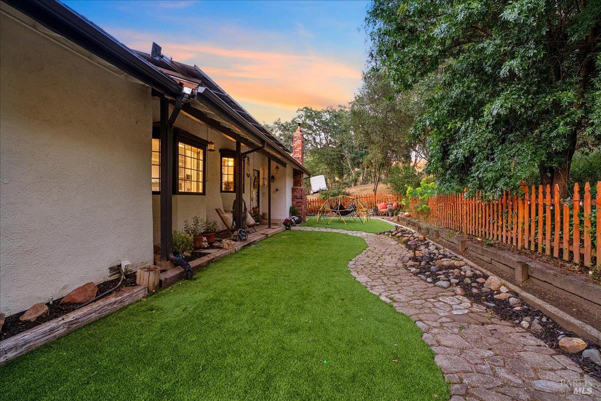 3915 Joslin Lane