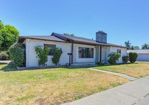 4320 22nd Ave Sacramento CA 95820