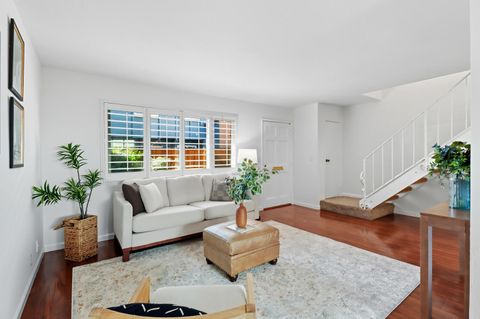 2008 Alta Loma Street Davis CA 95616
