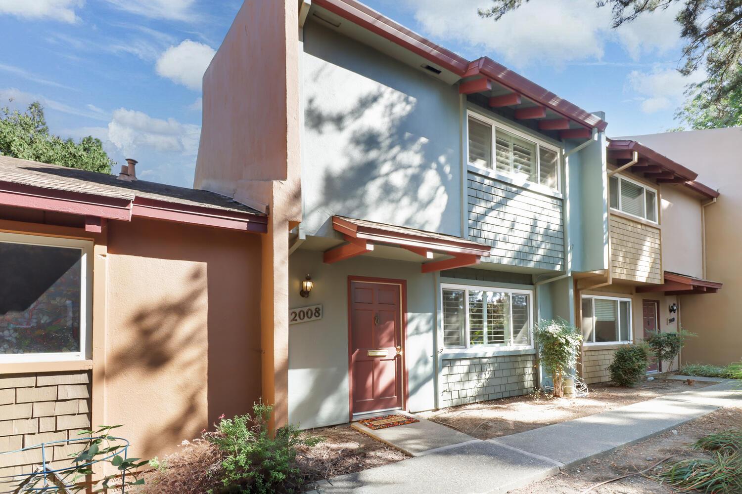 2008 Alta Loma Street