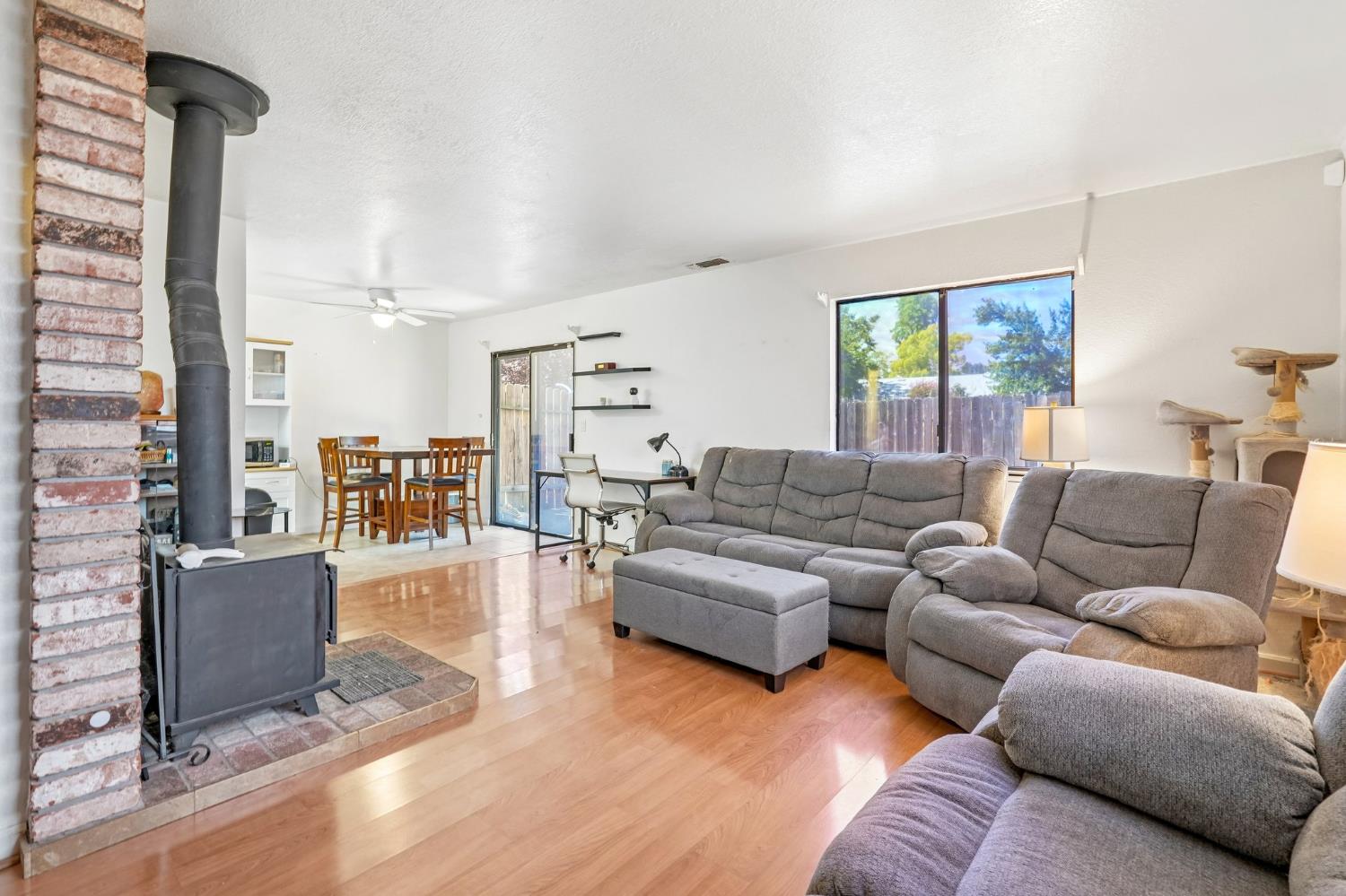 3349 Bow Mar Court