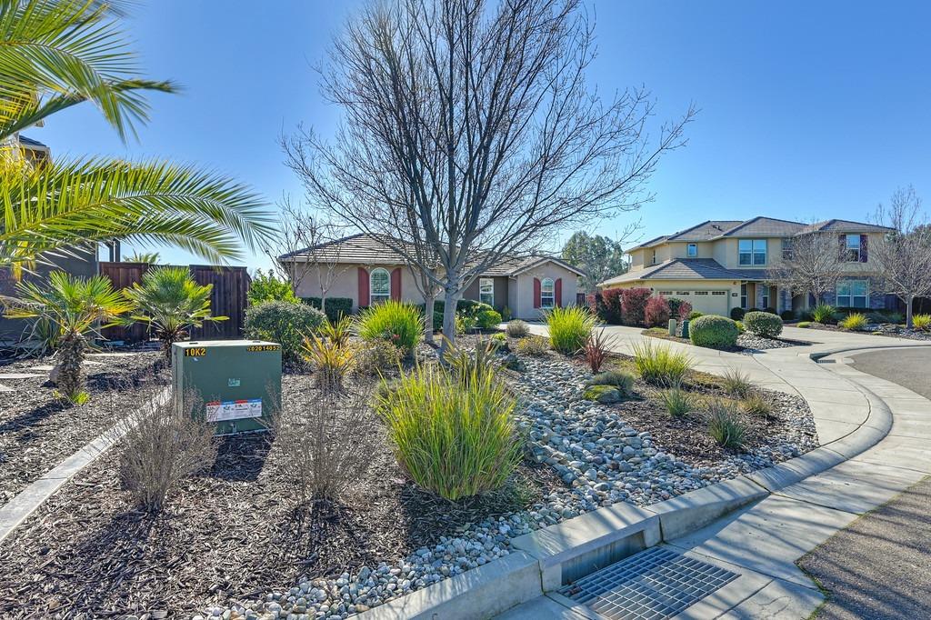 3635 Arden Villa Place