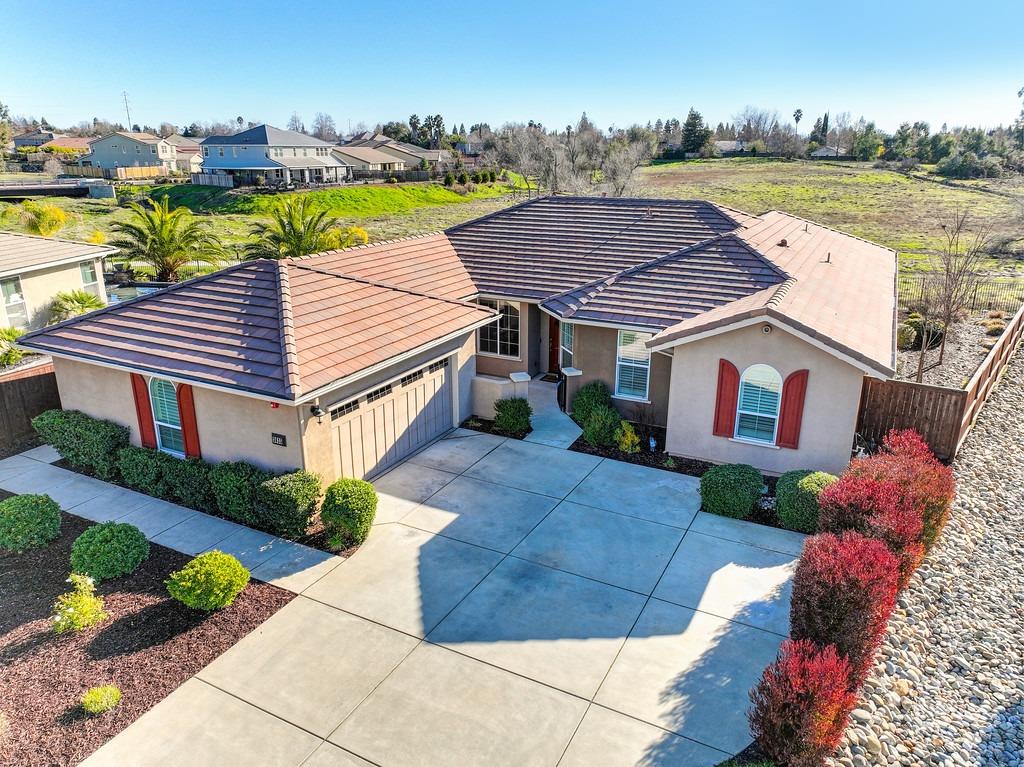 3635 Arden Villa Place