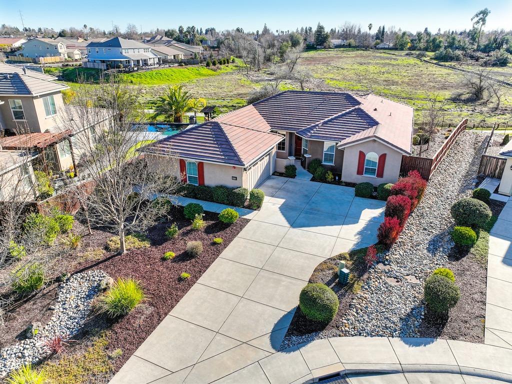 3635 Arden Villa Place