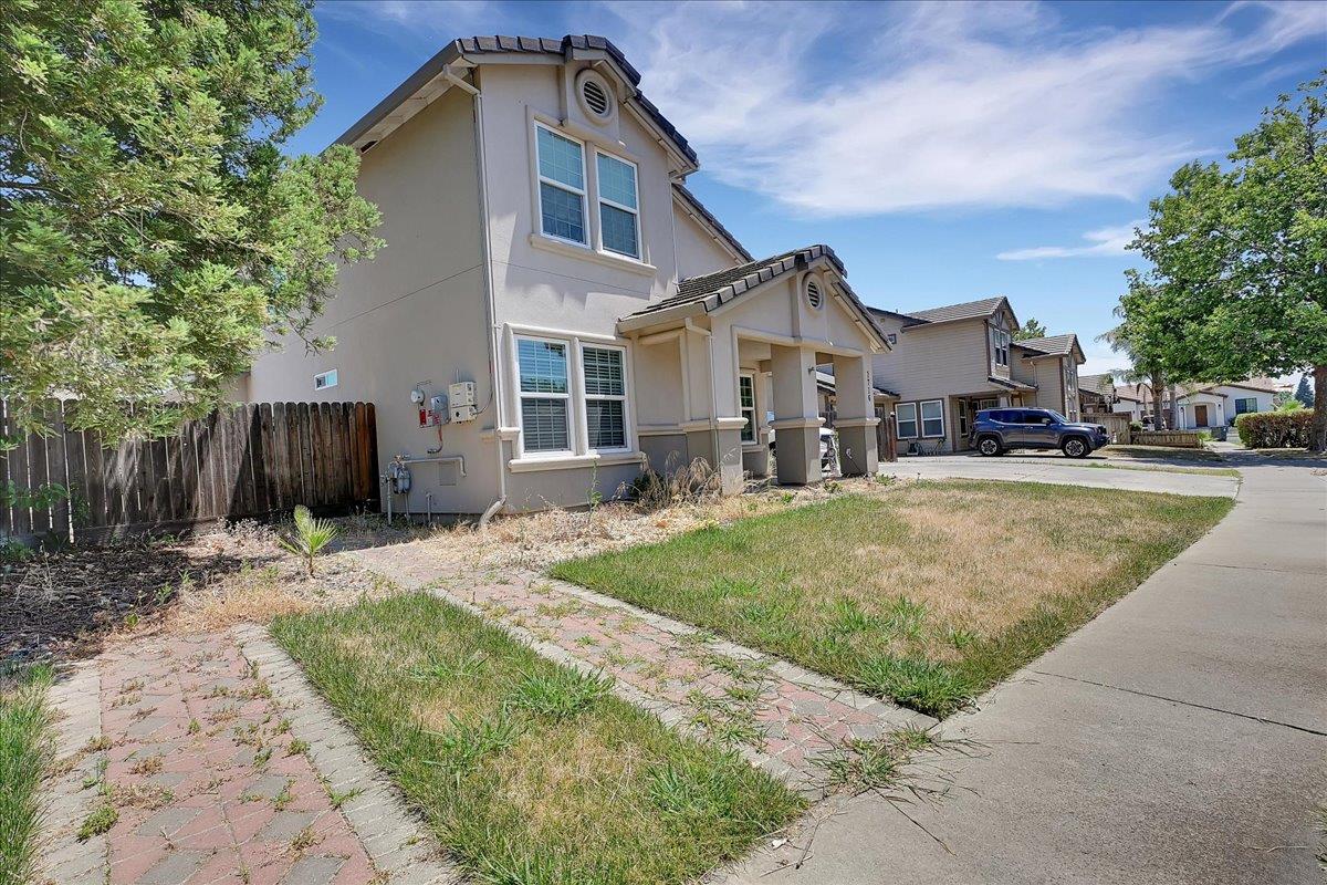 1716 River Run Drive