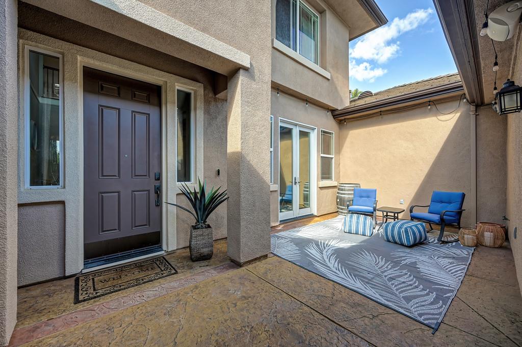 2761 Aberdeen Lane