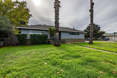 3905 Fotos Court Sacramento CA 95820