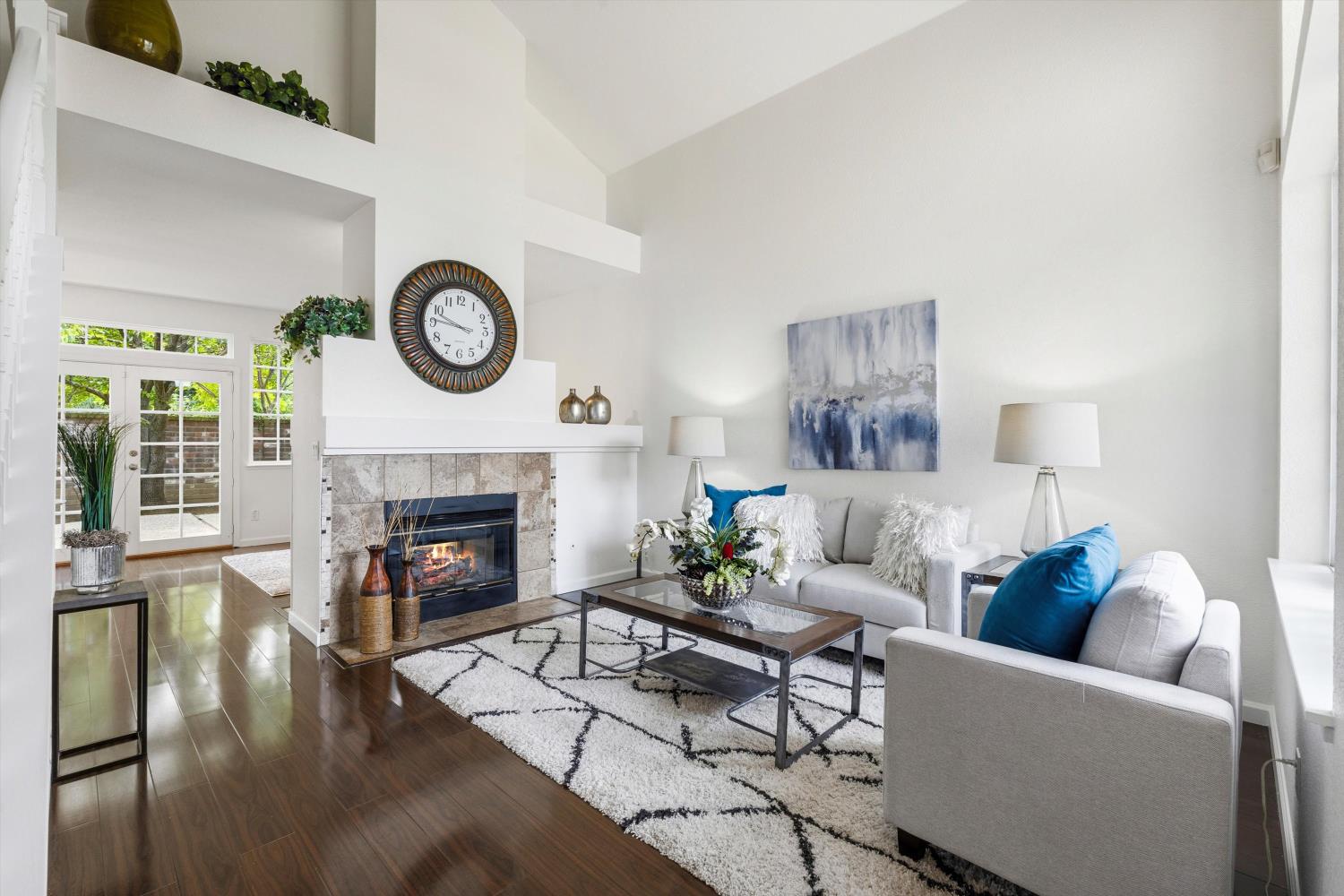 5566 Coral Creek Way