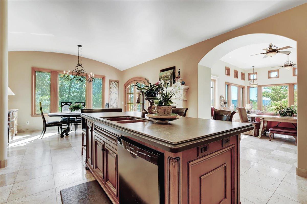 13629 Oak Forest Drive