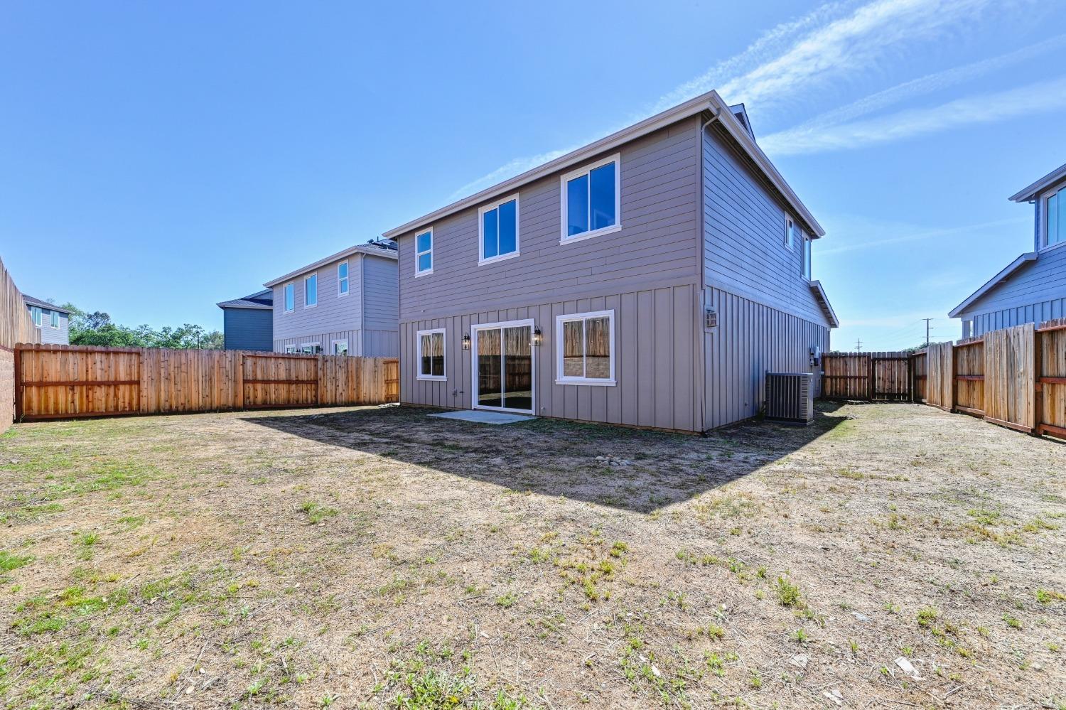 3289 Stone Field Way