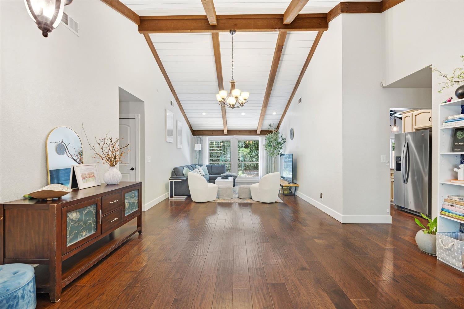 7433 Walnut Rd