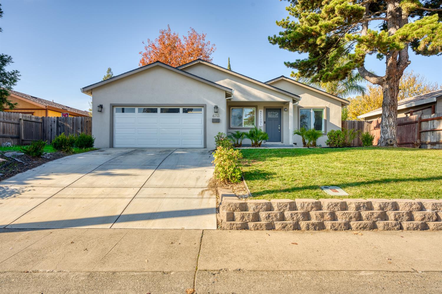 6713 Almond Avenue