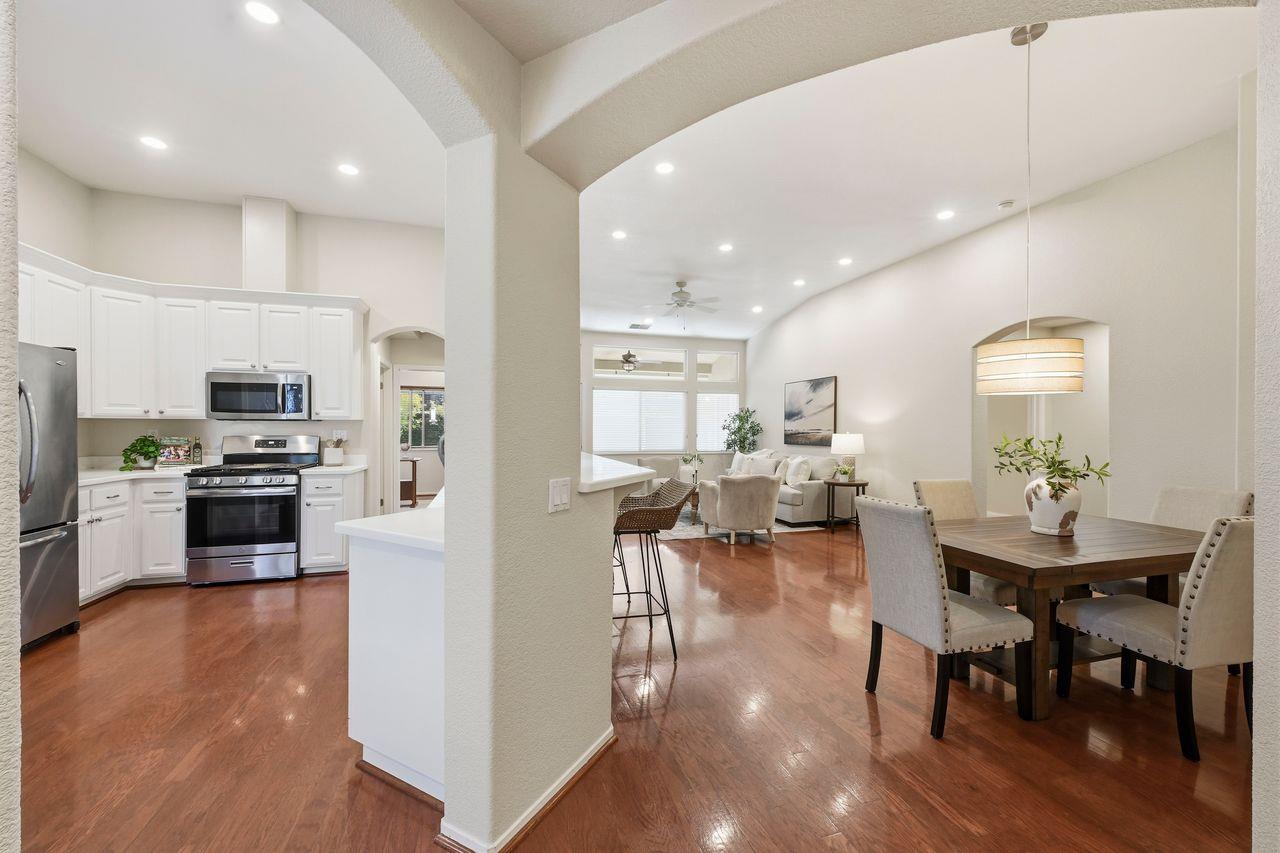 682 Diamond Glen Circle