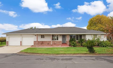 14235 N Vintage Road Lodi CA 95240