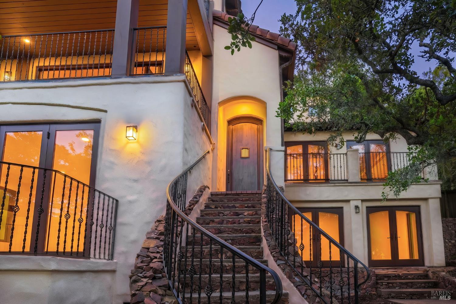 137 Crescent Avenue