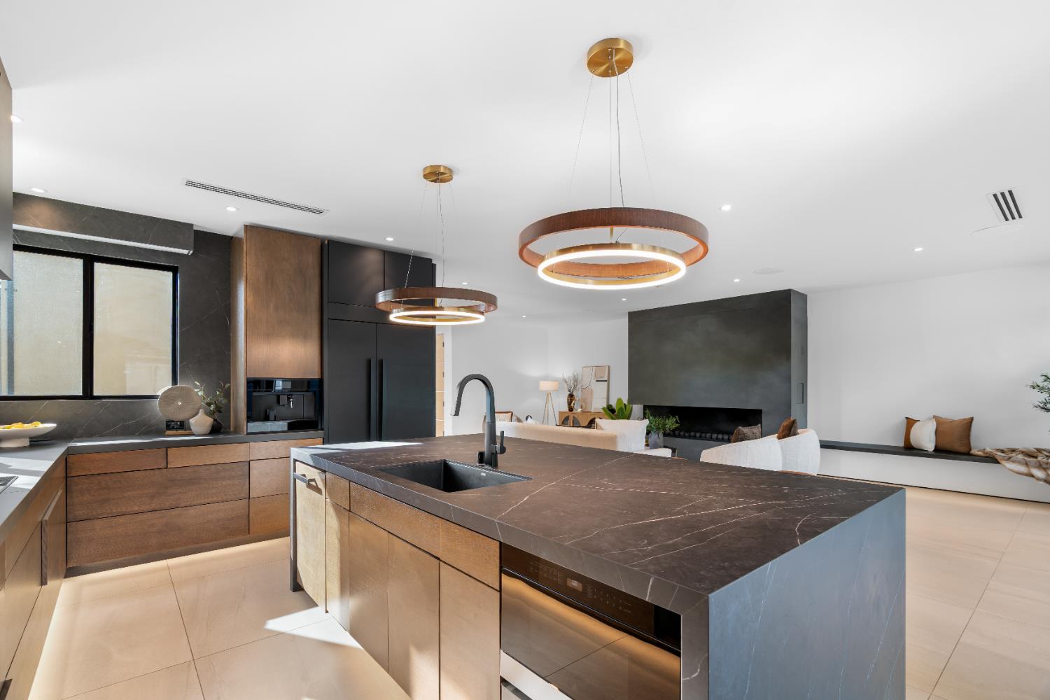 6243 Riverbank Circle