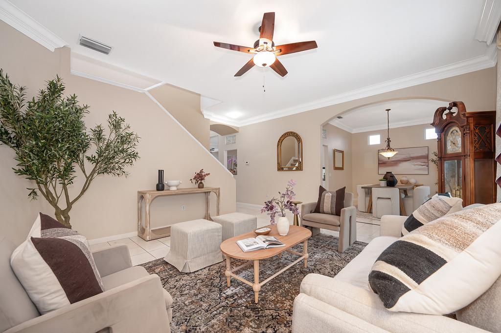 1116 Crestline Circle