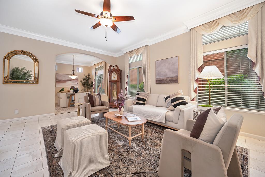 1116 Crestline Circle