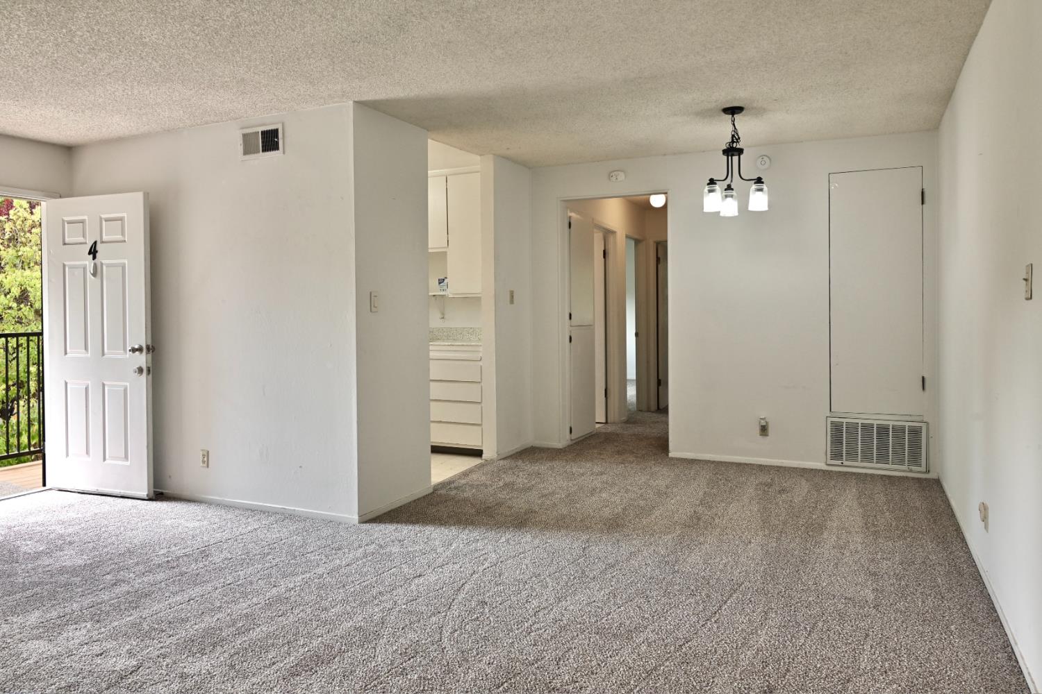 1908 El Paso Avenue 4