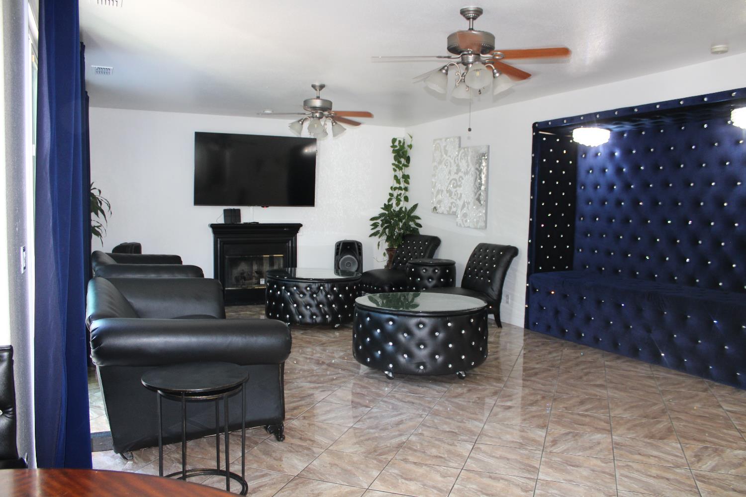 2132 Tennis Lane