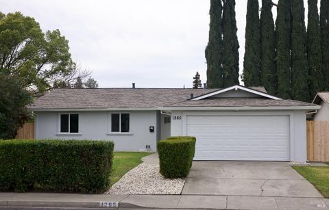 1265 Alderwood Way Vacaville CA 95687