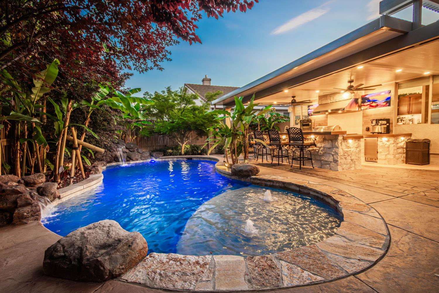 1524 Black Hawk Street