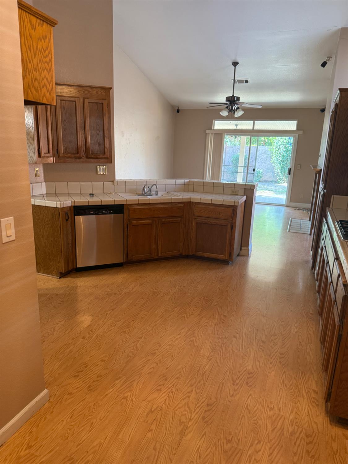 1878 Meadowlark Way