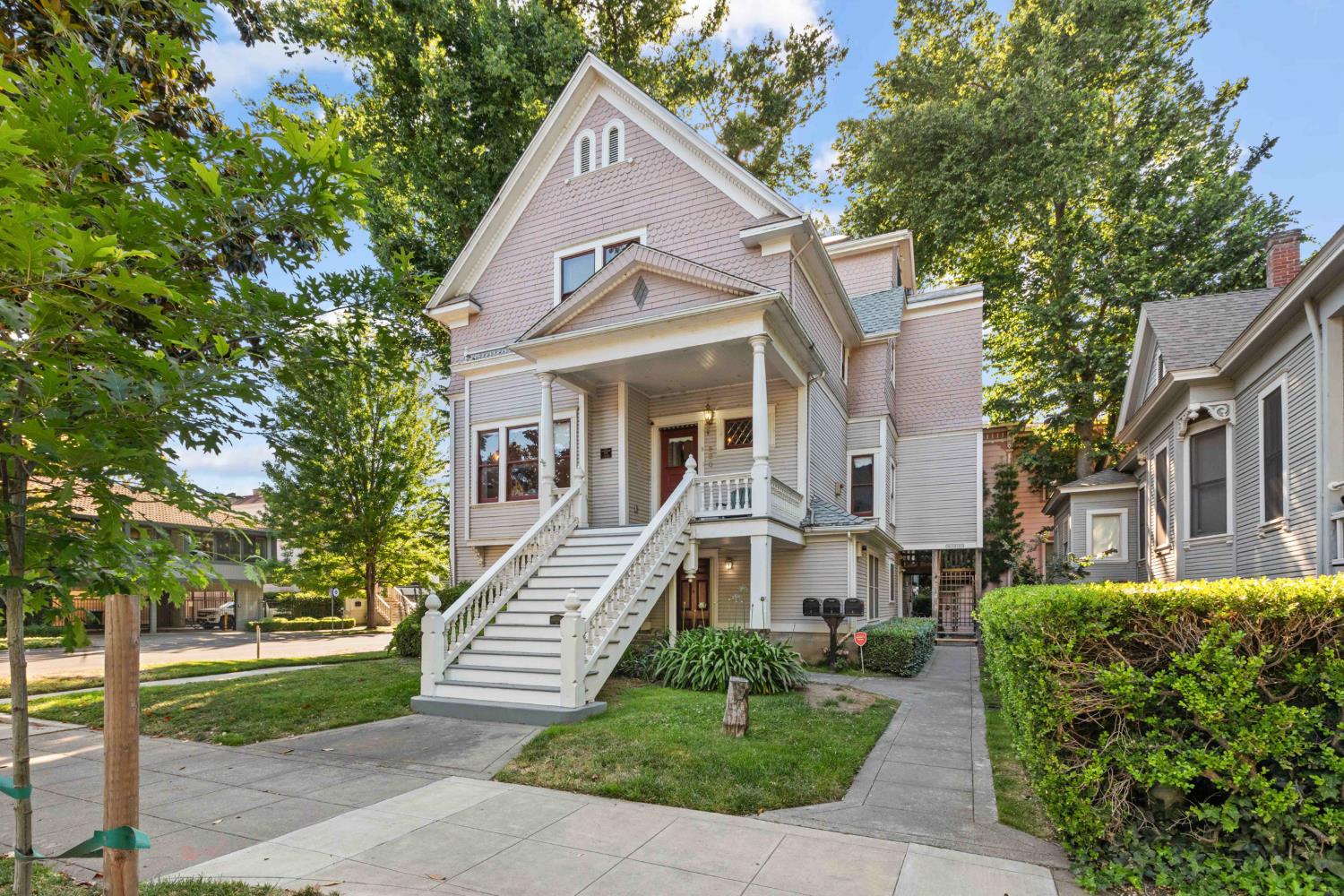 530 10th Street