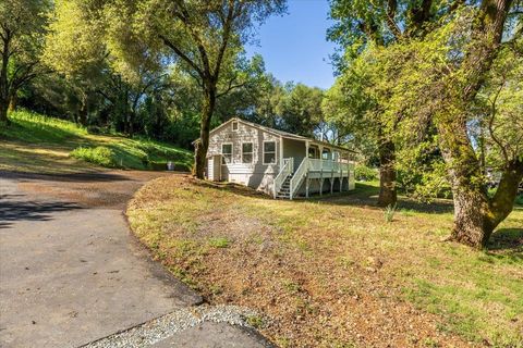 13630 Dry Creek Road Auburn CA 95602