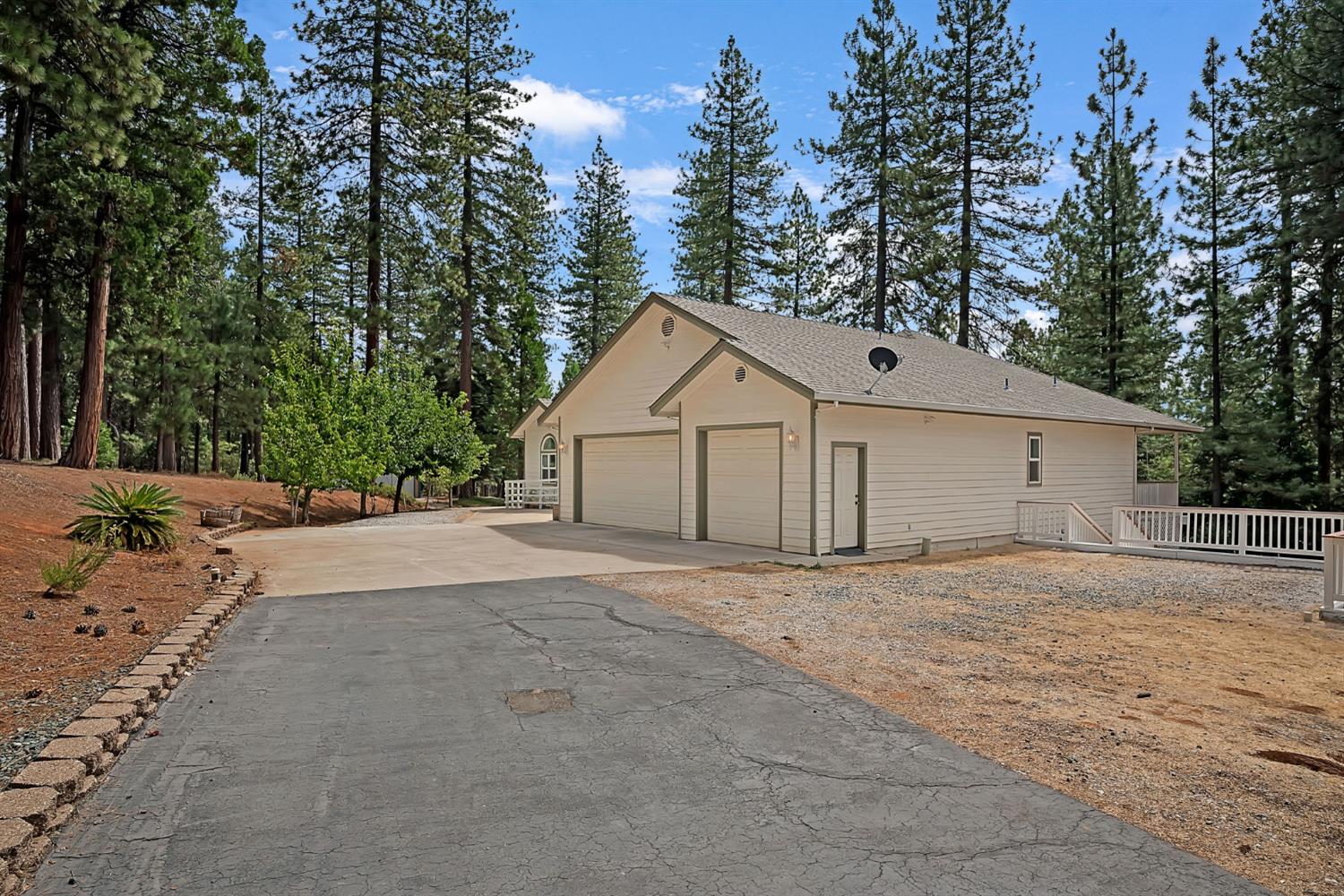 19310 Pine Drive