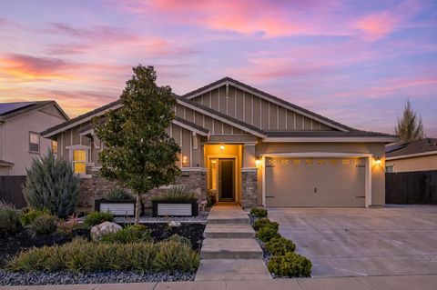 2210 Omega Drive Lincoln CA 95648