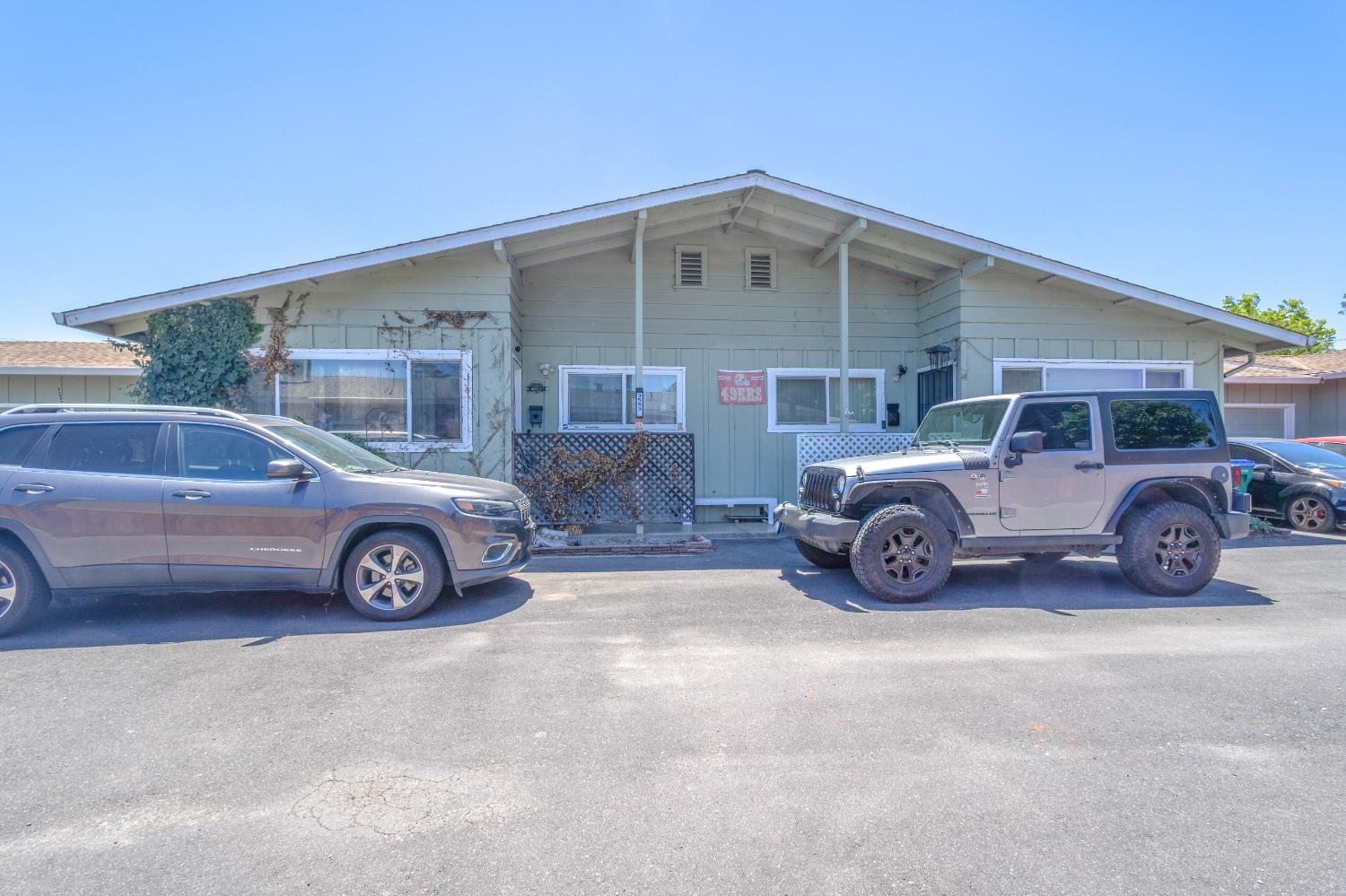 3551 De Ovan Avenue