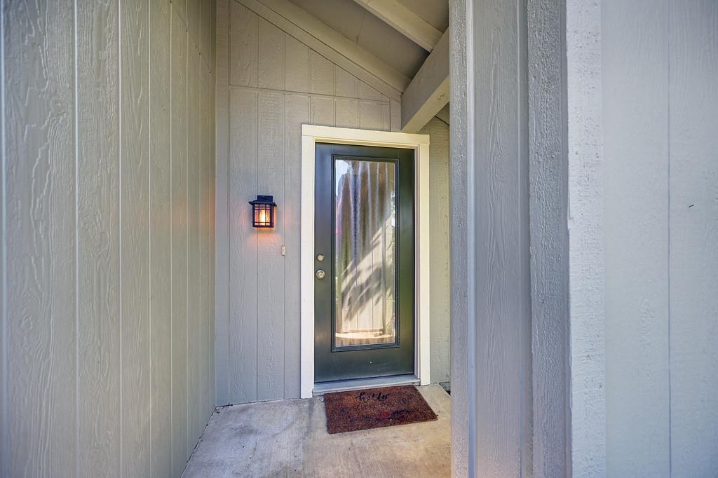 2912 Pasatiempo Place