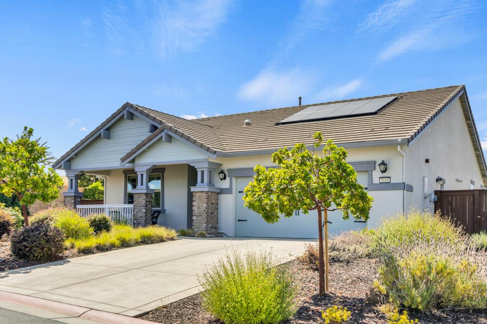 3118 Mission Canyon Drive