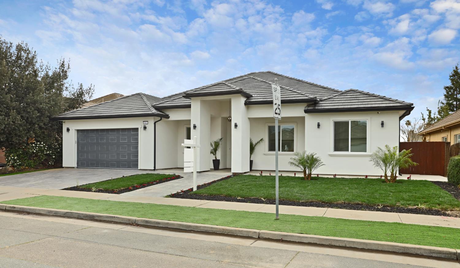 2442 Vintage Oaks Court