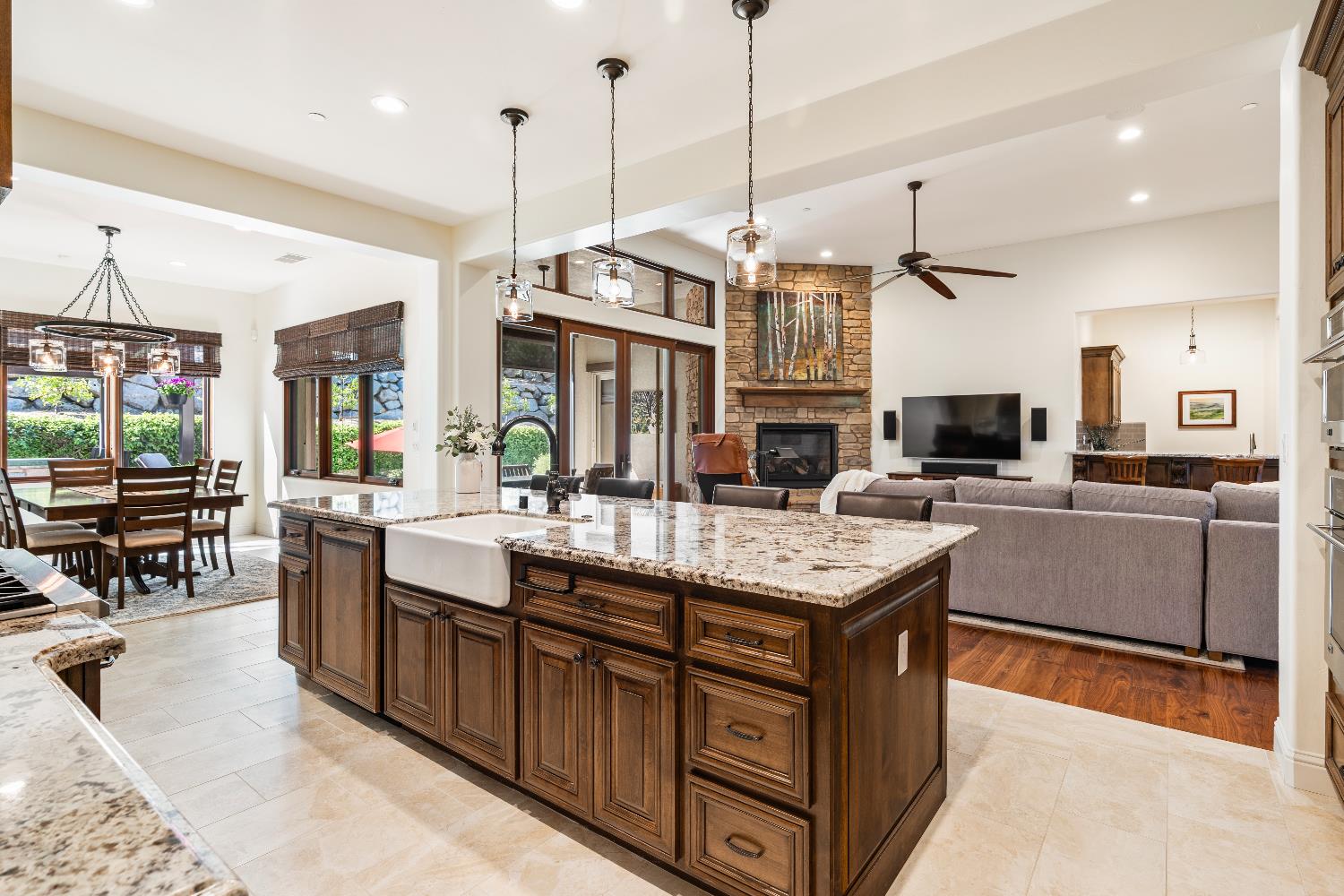 1920 Vista Cielo Drive