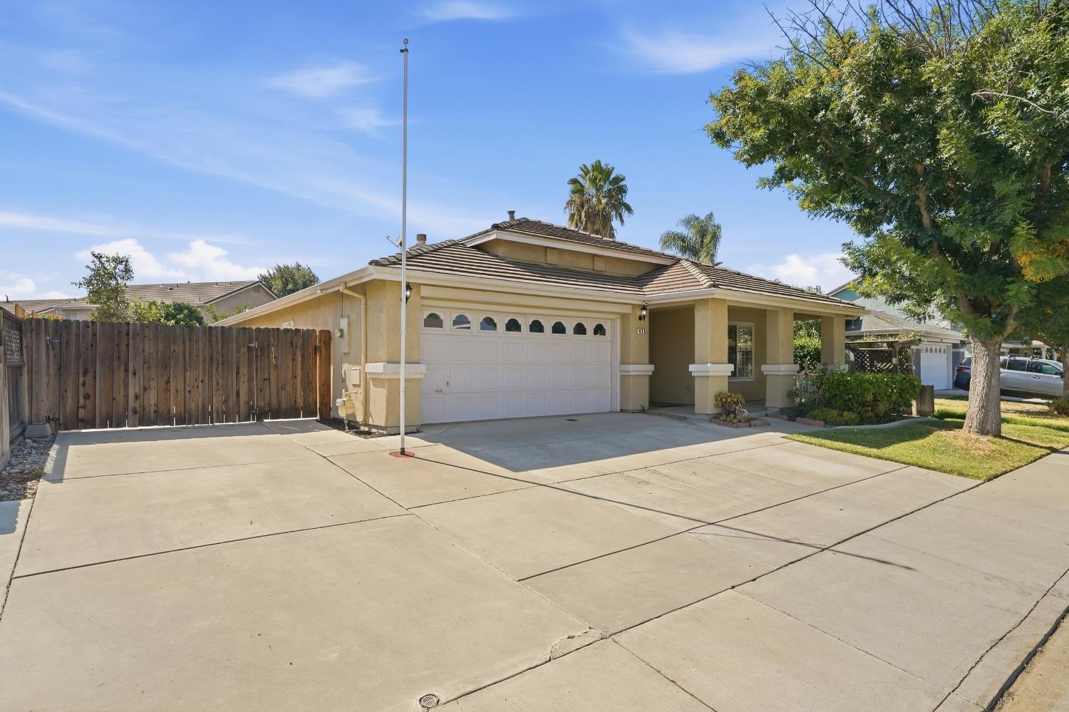 425 Sanderling Drive