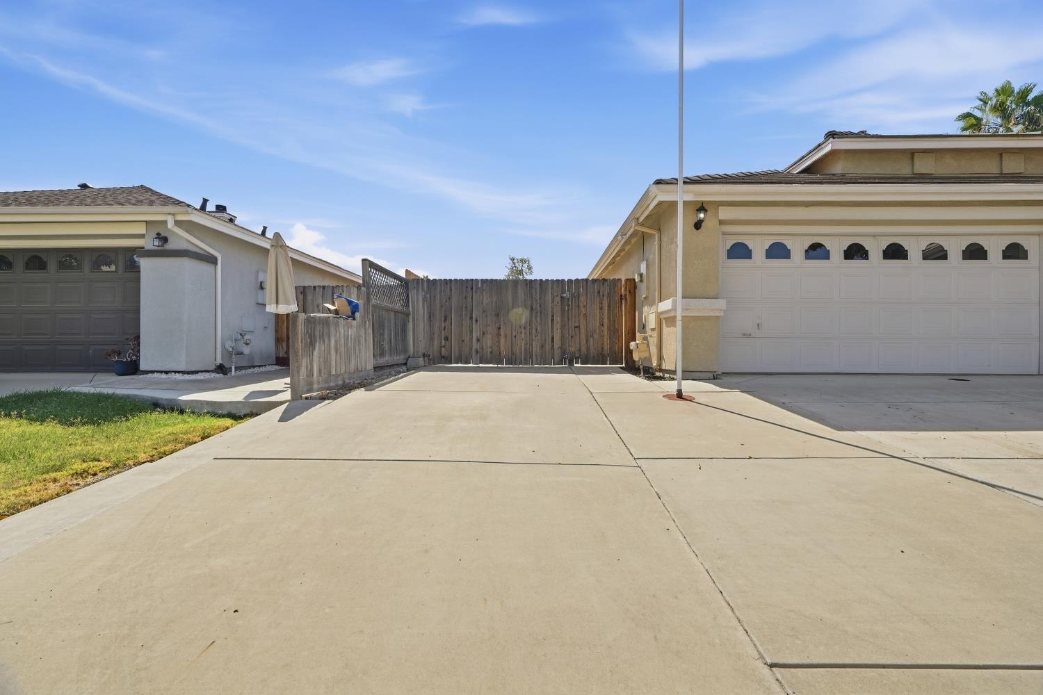 425 Sanderling Drive