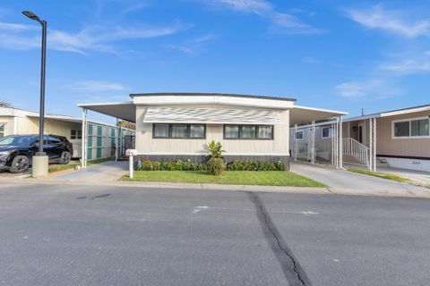 11662 W N Ham Ln. 29 Lodi CA 95242