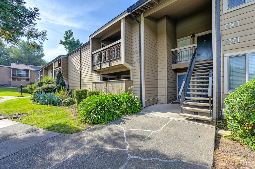 9160 Madison Avenue 68