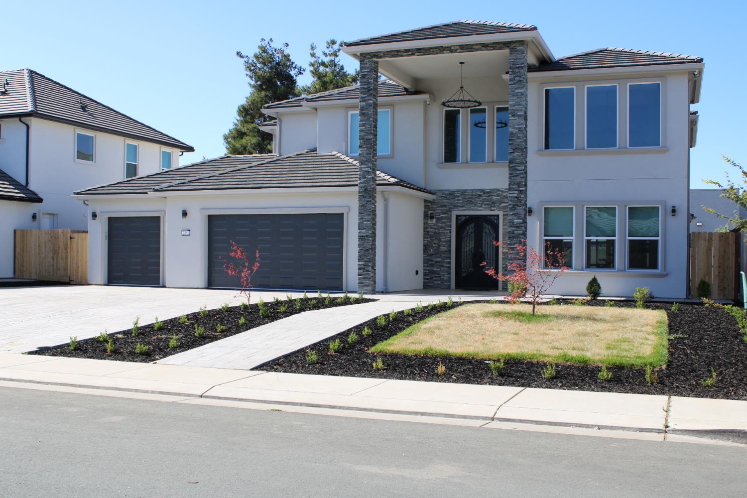 2362 Interlaken Court