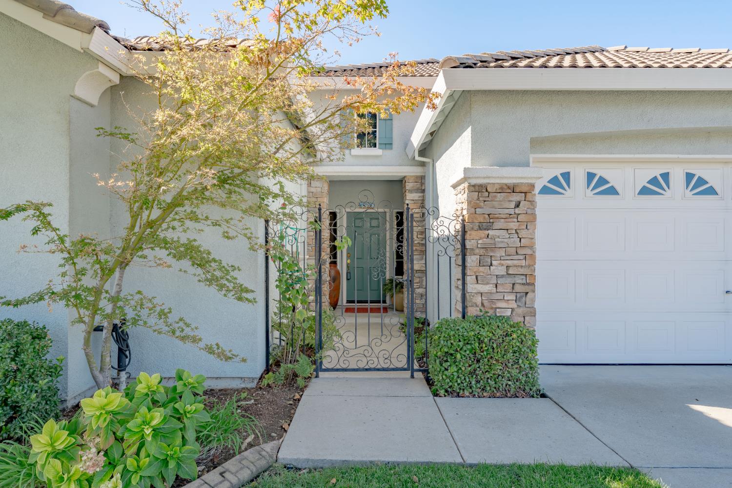 4820 Monte Mar Drive