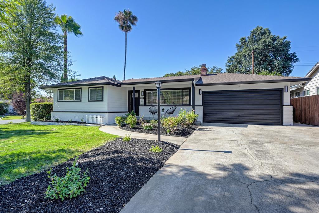2001 Maryal Drive