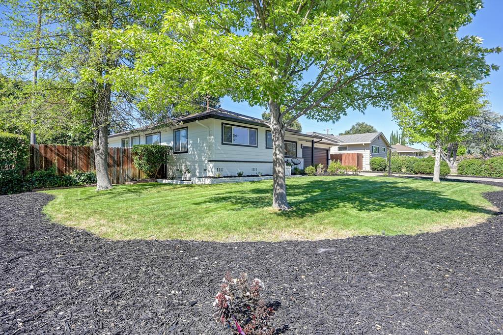 2001 Maryal Drive