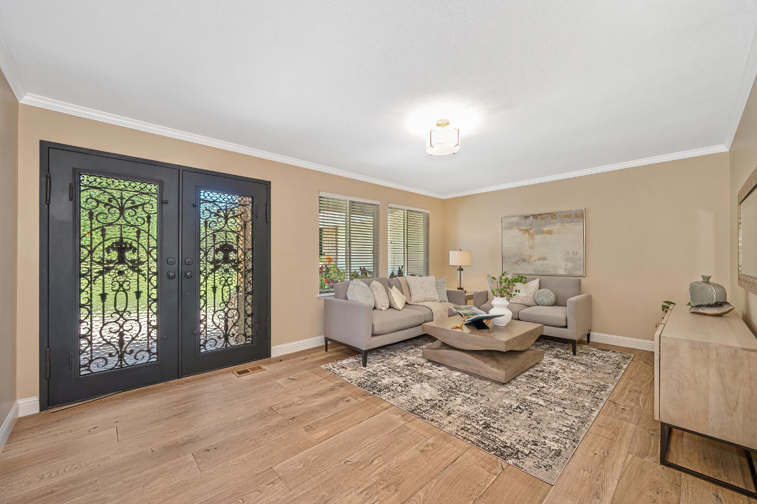 8990 Fargo Lane